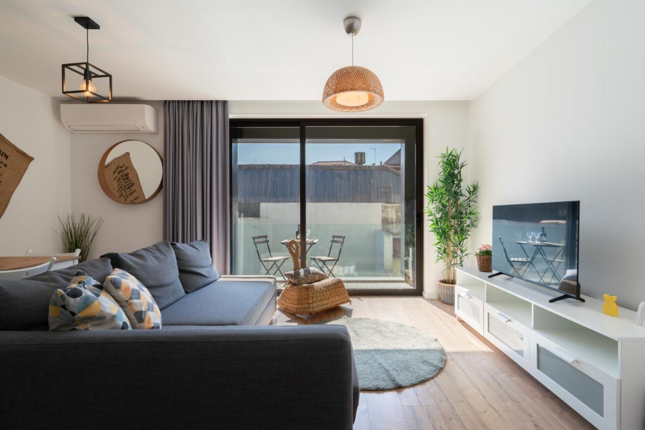 Host Wise - Charming Welcoming Flat - Centrally Located *