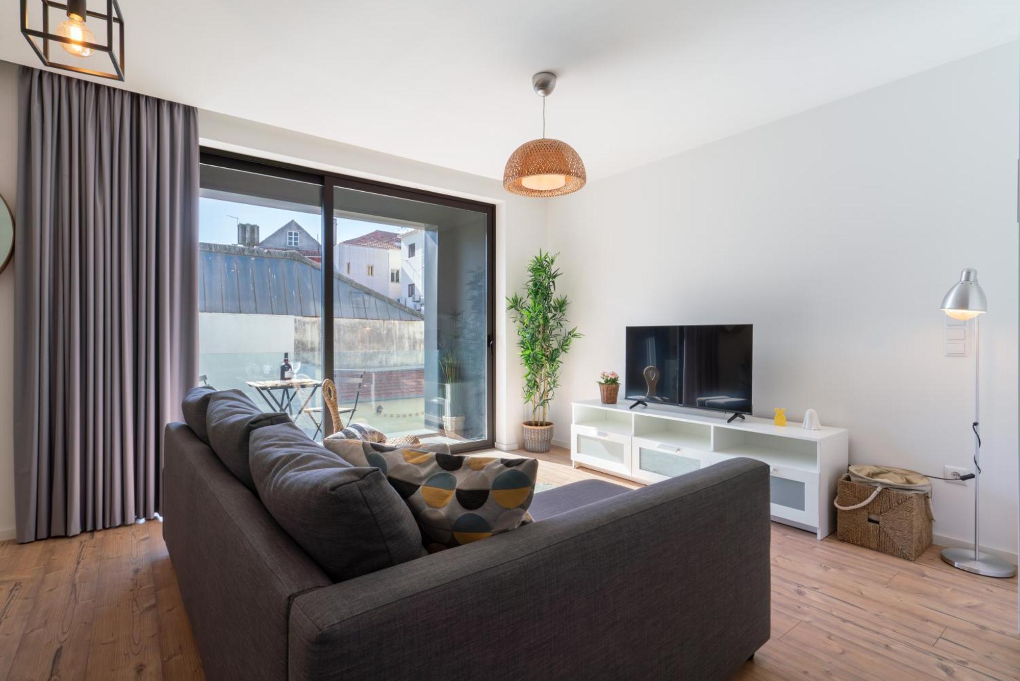 Apartment Host Wise - Charming Welcoming Flat - Centrally Located Porto