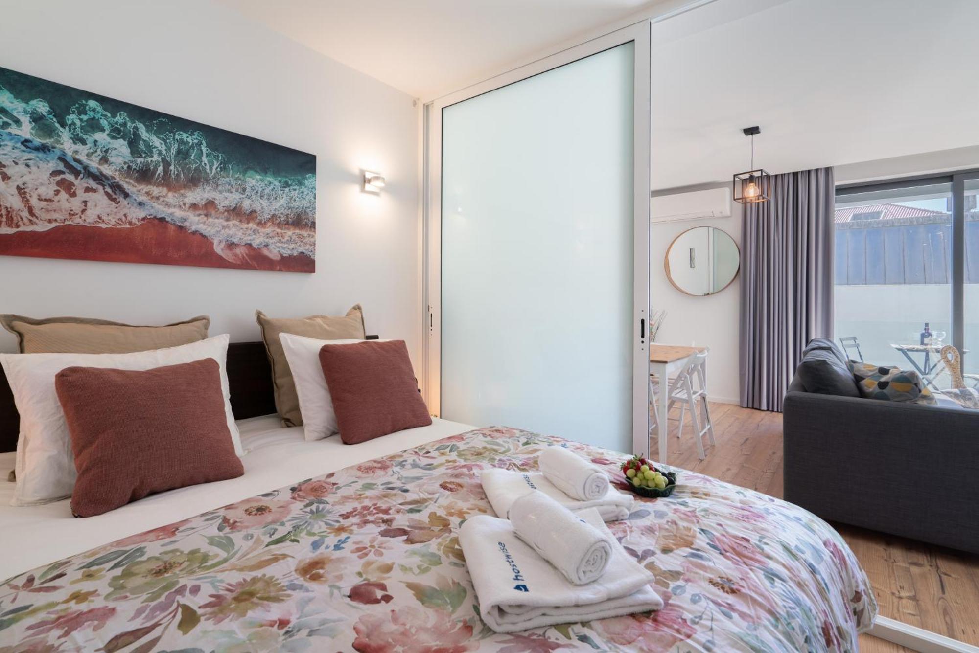 Apartment Host Wise - Charming Welcoming Flat - Centrally Located *