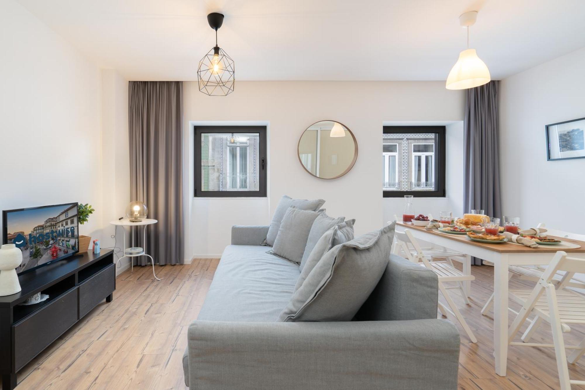 Apartment Host Wise - Charming Welcoming Flat - Centrally Located *
